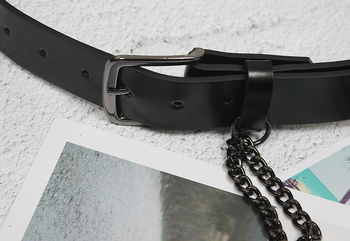 Γυναικεία ζώνη-αλυσσόζώνη με μεταλλικά στοιχεία, ρετρό-μοντέρνο ύφος (Υλικό: Αυθεντικό δέρμα; Κατασκευή: Διπλού στρώματος δέρμα αγελάδας; Τύπος ζώνης: Αλυσίδα)