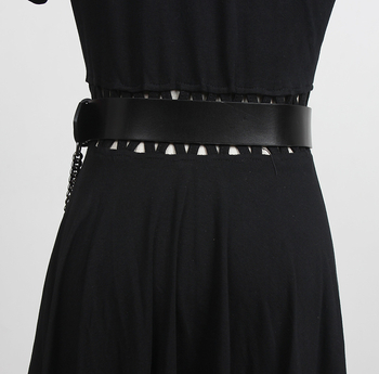 Γυναικεία ζώνη-αλυσσόζώνη με μεταλλικά στοιχεία, ρετρό-μοντέρνο ύφος (Υλικό: Αυθεντικό δέρμα; Κατασκευή: Διπλού στρώματος δέρμα αγελάδας; Τύπος ζώνης: Αλυσίδα)