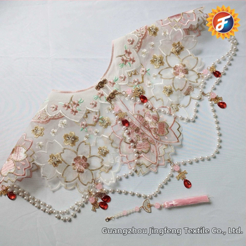 Hímzett zsinór díszítéssel és gyöngyökkel, virág motívum, poliészter fonalból, kínai stílusú ruhákhoz és gyermekruhákhoz