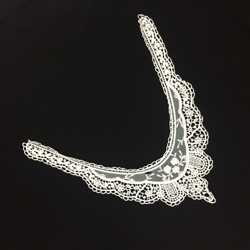 Csipkés gallér virággal – pamutfonal, ruházati kiegészítő, márka Lianying