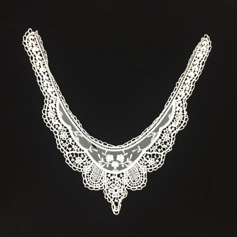 Csipkés gallér virággal – pamutfonal, ruházati kiegészítő, márka Lianying