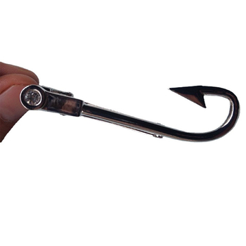 Horgos formájú nyakkendőkapocs, retro stílusú, gyémántokkal díszített, réz