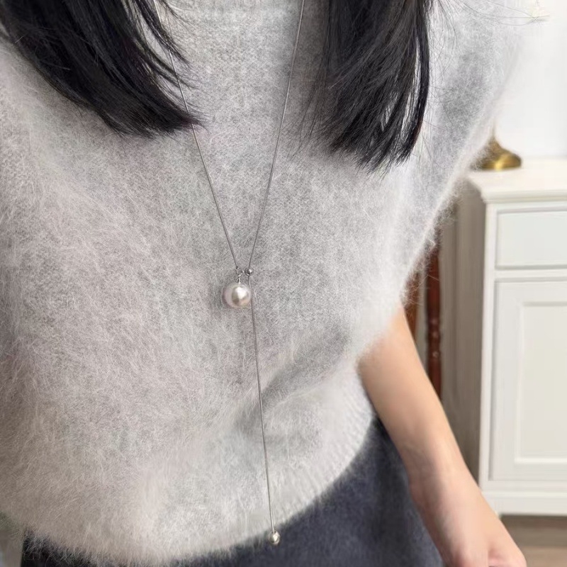 Colier cu pandantiv din perle artificiale, lanț tip șarpe, lungime reglabilă 61–70 cm, electroplacat, stil geometric-sport