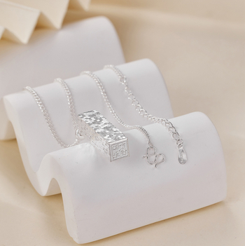 Réz anyagú geometriai négyszögű nyaklánc, édes stílus, 2025 téli kiadás