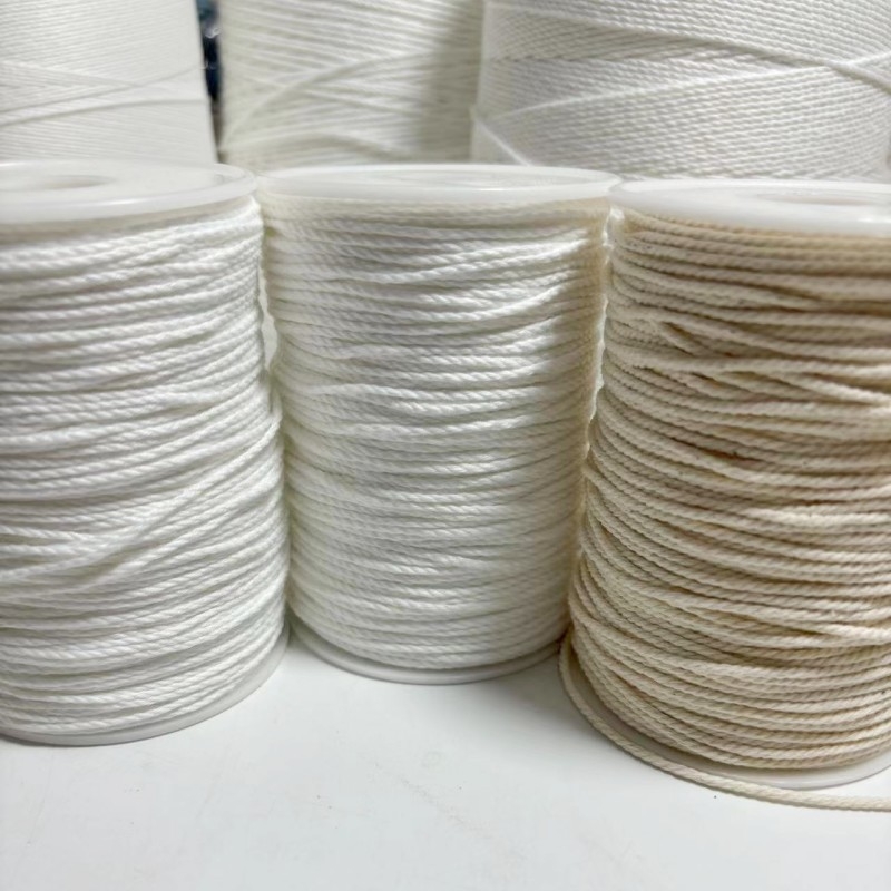 Șnur de bumbac pentru textile și îmbrăcăminte — cusut manual, textură groasă, fără ceară; material principal: șnur de bumbac; potrivit pentru linii de legare, etichete și webbings textile