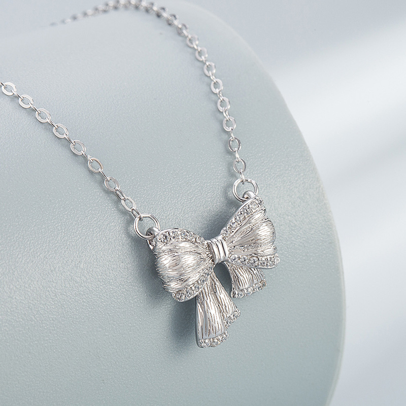 Colier cu pandantiv în formă de fundă din argint 925, lanț cu motiv floare-cruz, 2,15 g, Xiaowei silver jewelry