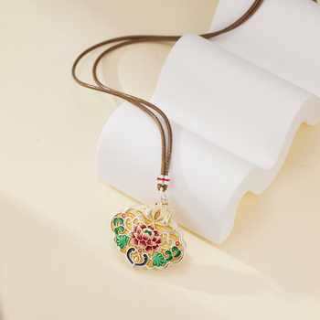 Medálos nyaklánc: geometrikus réz, lótusz zománc, édes stílus, 2025 tavaszi kiadás