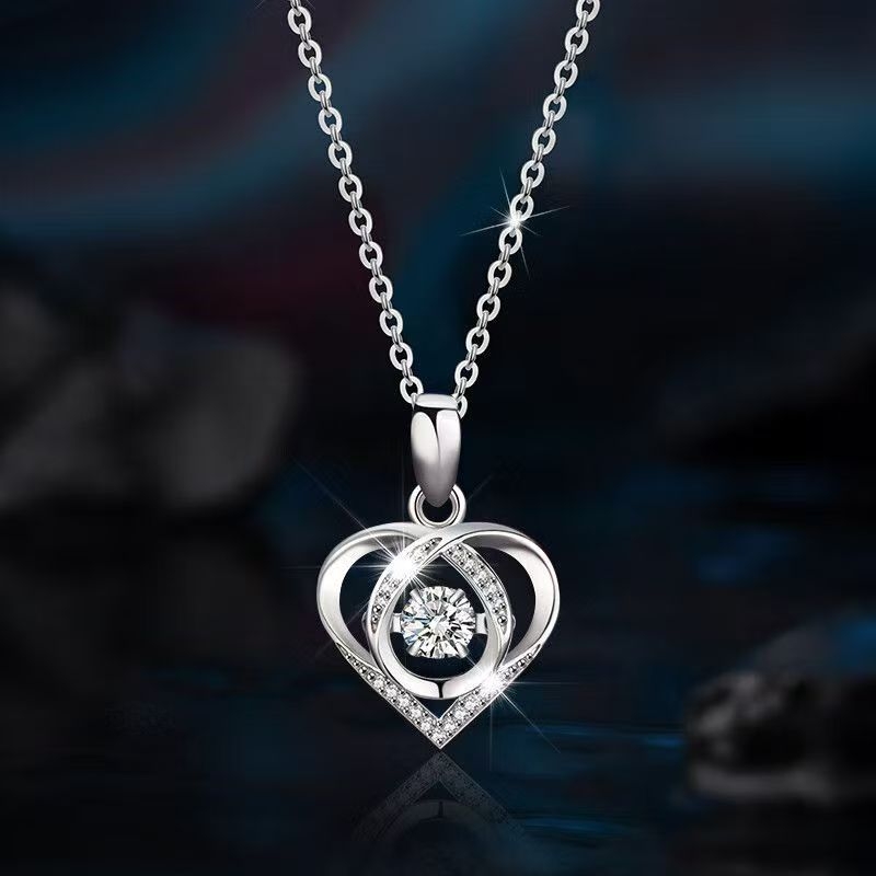 Rézből készült nyaklánc geometriai formával és szívmedállal, friss és édes stílus, 2025 tavasz