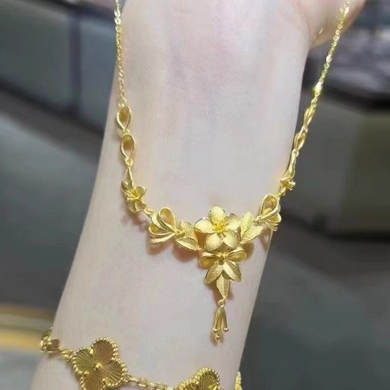 Rézből készült nyaklánc etnikus virágmotívumokkal, irodalmi retro stílus, Shantwei eredet, 2024 tavasz