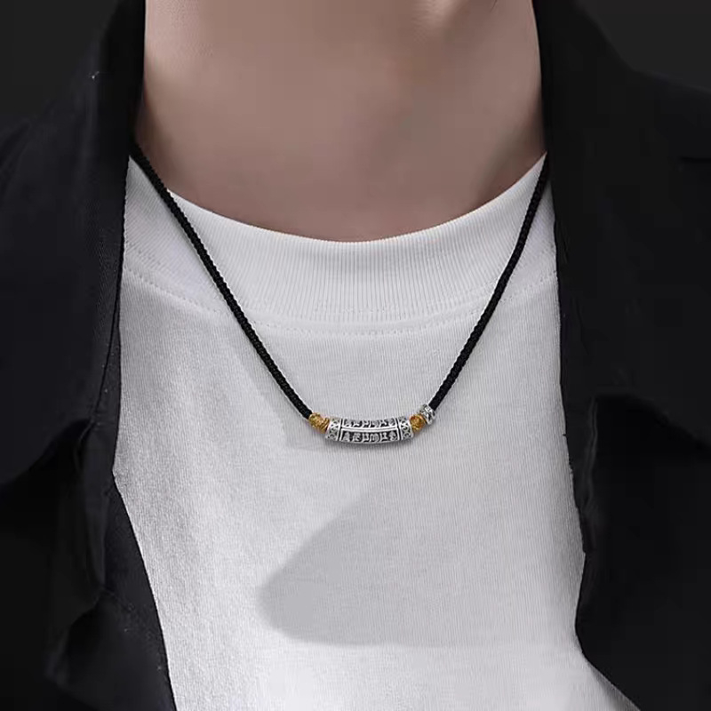 Ogrlica s geometrijskim bakrenim privjeskom, unisex, užadi lanac (Materijal: Bakar; Obrada: Elektroplateranje; Oblik: Geometrijski; Vrsta lančića: Užad; Materijal privjeska: Bakar)