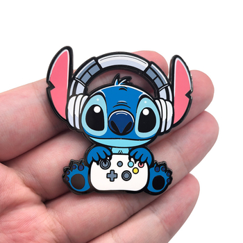 Stitchi metallist broš - multiki tegelase aksessuaar riietele ja kottidele (Materjal: tsink sulam; Kuju: multiki tegelased; Töötlemine: küpsetamise värv; Funktsioon: dekoratsioon; Stiil: värske ja magus)