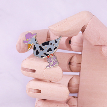 Sulamemalja pross – armas loomade motiiv, dekoratiivne aksessuaar; materjal: sulam; viimistlus: emal; päritolu: Shenzhen.