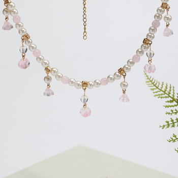 Κολιέ με γυαλί/ γλαζούρα, χειροποίητο; μήκος 41–50 εκ; αλυσίδα με σφαιρίδια; αντιϊκό στυλ; διακοσμημένο με λουλούδια και σταγόνα