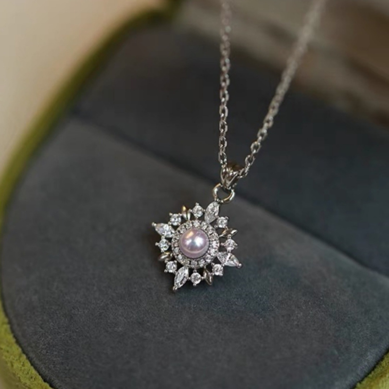 Colier Star Misty – design japonez retro, pandantiv din cupru cu perlă de mamă, lanț încrucișat, tratament cu diamant