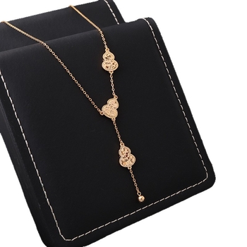 Γυναικείο κολιέ με γεωμετρικό σχήμα από χαλκό, με μενταγιόν 18K χρυσού, αλυσίδα σφαιριδίων, ηλεκτροεπίχωση