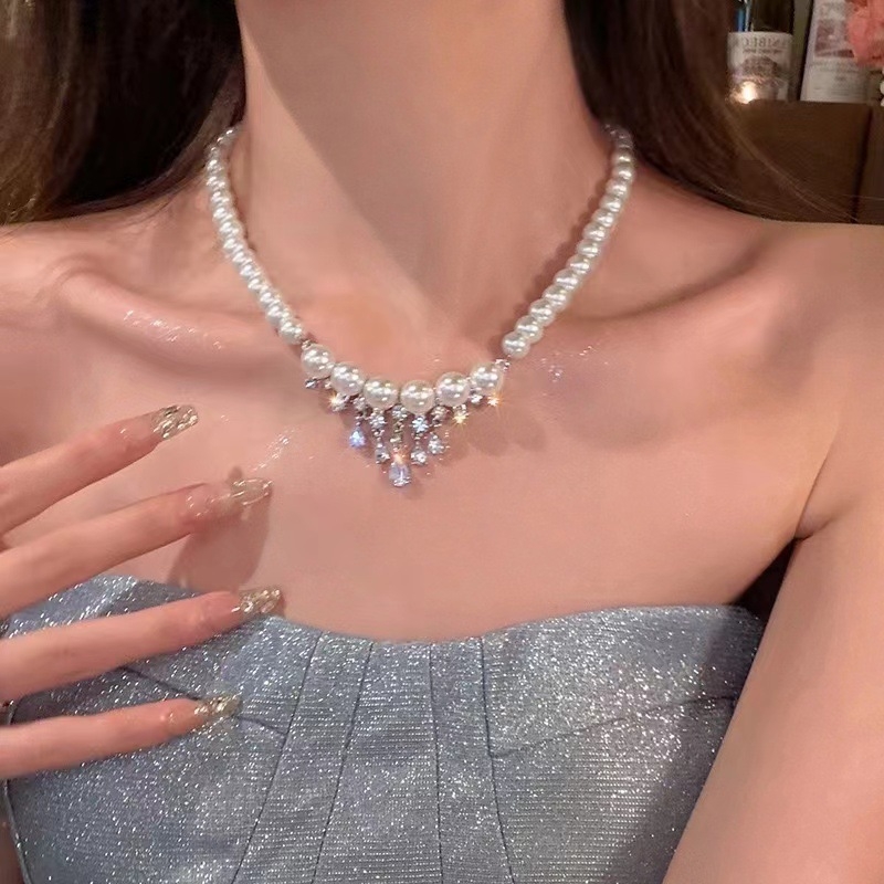 Κολάρο λαιμού με αλυσίδάκι μαργαριταριού, λαμπεροί γυάλινοι κρύσταλλοι, μενταγιόν από κράμα, ηλεκτροπλατίωση, κορεατικό στυλ