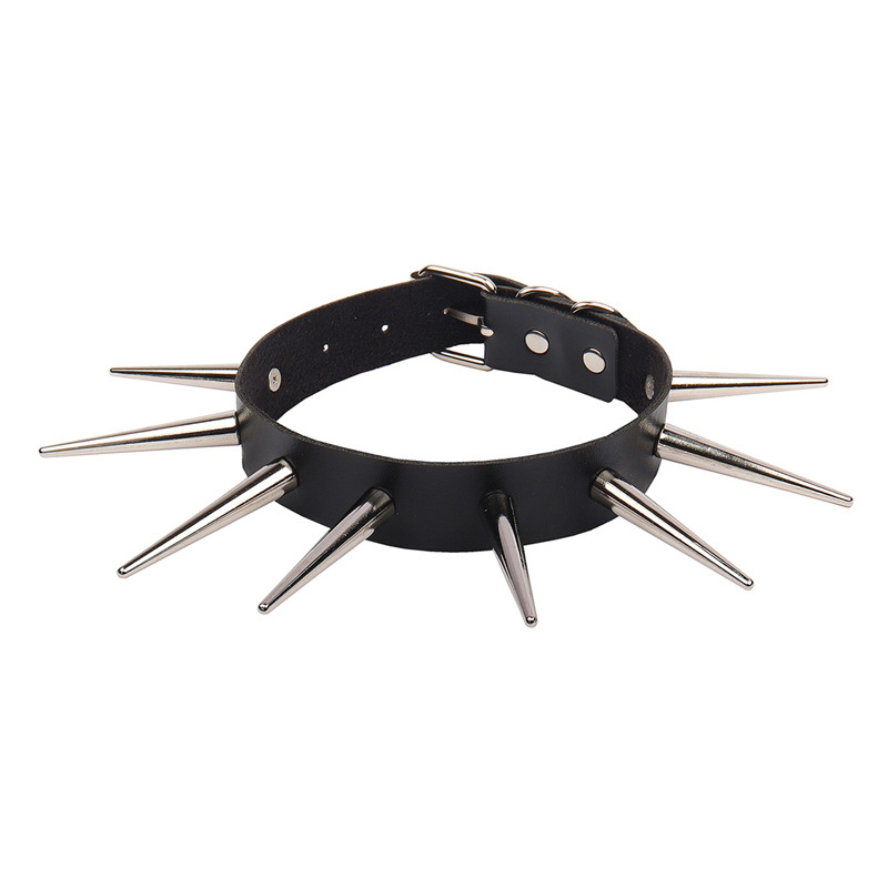 Изкуствена кожа нашийник с панк геометрия, сплавна висулка и регулярен синџир