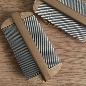 Χτένα φροντίδας γούνας σκύλου με λεπτές δόντες για αφαίρεση ψύλλων, αυγών ψύλλων και πιτυρίδας (Πλαστικό; Μάρκα: Unique; Όχι εισαγόμενο; Για σκύλους)