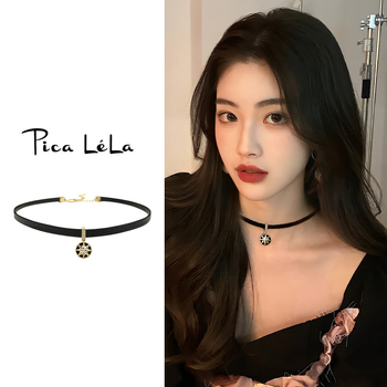 Κολιέ με αστέρι-σχήματος μενταγιόν από κράμα, σε κανονική αλυσίδα, ηλεκτροπλατιωμένο φινίρισμα