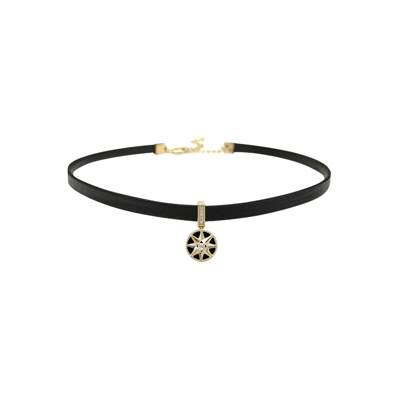 Κολιέ με αστέρι-σχήματος μενταγιόν από κράμα, σε κανονική αλυσίδα, ηλεκτροπλατιωμένο φινίρισμα