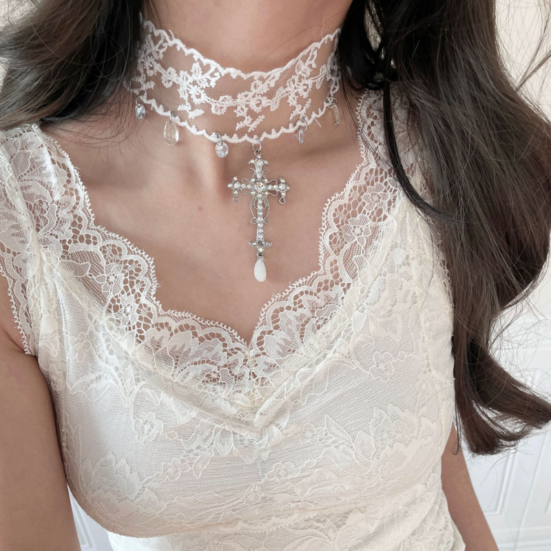 Κολιέ-χορδές από κράμα με σταυρό και φούντα σε σχήμα σταγόνας, κανονική αλυσίδα, γλυκό και δροσερό στυλ, κυκλοφόρησε φθινόπωρο 2025