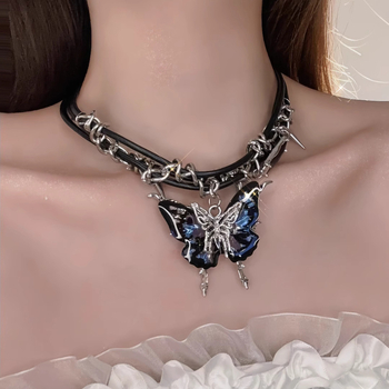 Κολιέ από κράμα με γεωμετρικό κρεμαστό σε αλυσίδα φιδιού, ηλεκτροπλακωμένη επίστρωση, διάθεση Φθινόπωρο 2025