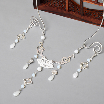 Ρετρό γυναικείο κολιέ λαιμού με φούντα και στεφάνι, εμπνευσμένο από αρχαίο κινεζικό κοστούμι; Υλικό: Άλλο; Συσκευασία: Ανεξάρτητη συσκευασία; Φθινόπωρο 2021.