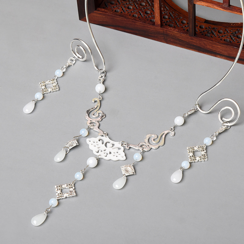 Ρετρό γυναικείο κολιέ λαιμού με φούντα και στεφάνι, εμπνευσμένο από αρχαίο κινεζικό κοστούμι; Υλικό: Άλλο; Συσκευασία: Ανεξάρτητη συσκευασία; Φθινόπωρο 2021.