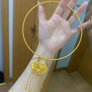 Réz nyakék réz tassel medállal, palotai stílus, állat/zodiákus motívum