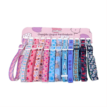 Augintinio harnasas ir pavadėlio rinkinys — karikatūrų raštas, austas audinys