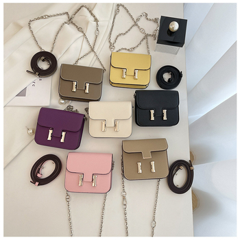 PU crossbody torbica s poklopcem, vodoravni kvadratni oblik, unutarnji ID džep