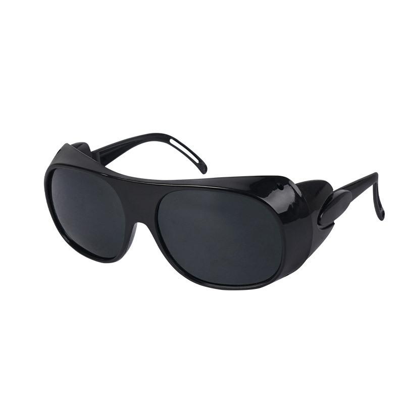 Zaštitne naočale za zavarivanje s anti-glare i zaštitom od prskanja, otporne na udarce, leće od polikarbonata, crni okvir, tri boje leća, pogodne za zavarivanje, brušenje i rezanje.