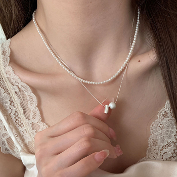 Colier: metal lustruit, perle sferice, dublu strat, formă geometrică, lanț obișnuit (Material: Metal, Finisaj: Electroplacare, Pandant: sidef, Formă: Geometrică, Lanț: Lanț normal)