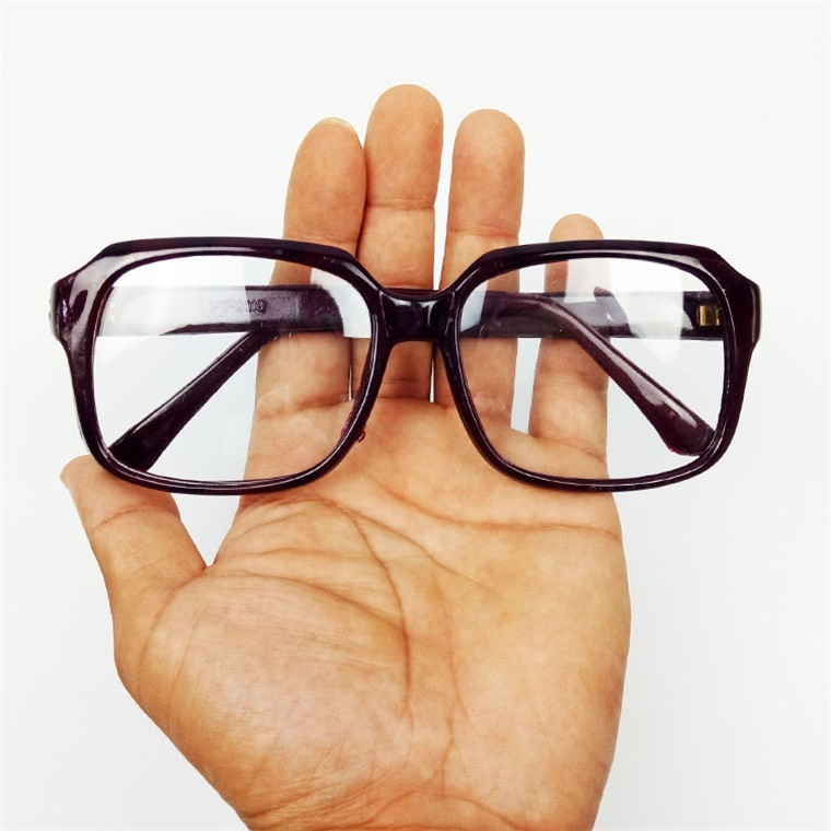 Hegesztéshez védőszemüveg, PC+üveg anyag, lencse vastagsága 1.5 mm, 2018 modell