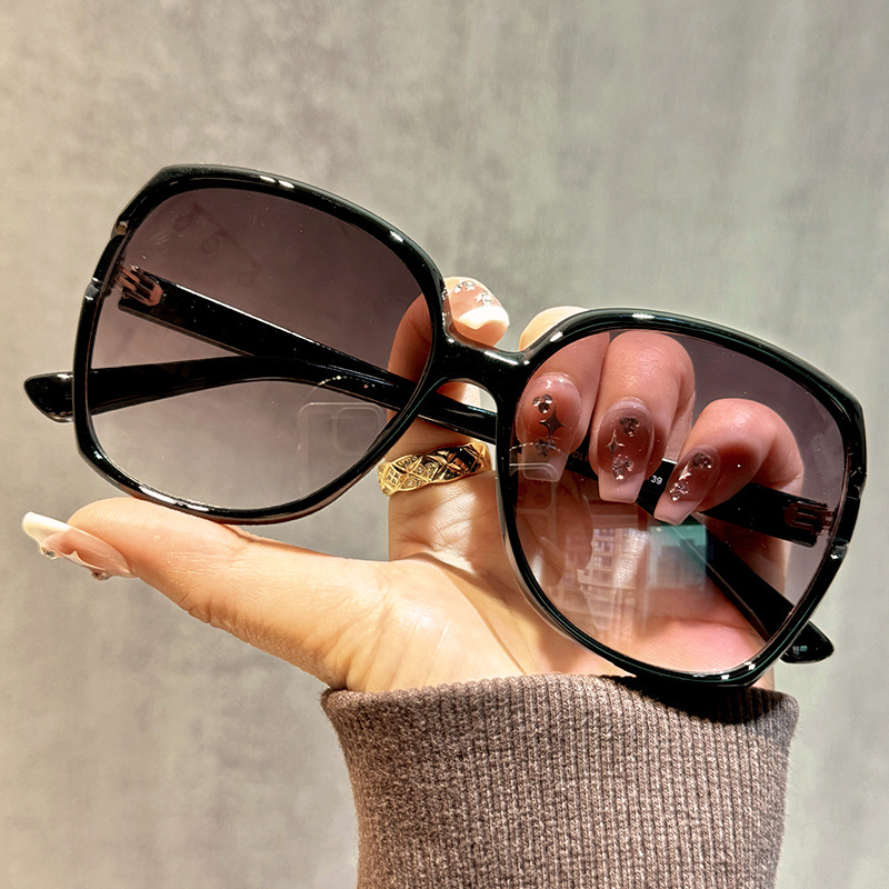 Женски очила за четене, полигонален дизайн, пълен рамков стил, пластмасова рамка, лещи от акрил, пресбиопични очила, пролет 2024