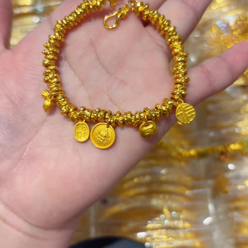 Naramnica od mesinga s pozlaćenim životinjskim motivom, palatnog stila, ručni nakit za žene (Materijal: mesing; Obrada: elektroplating; Motiv: životinja; Stil: palatni; Za: žene)