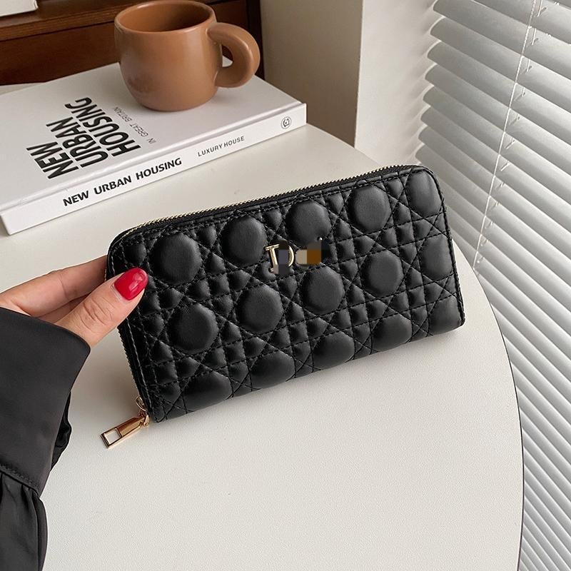 Portofel lung cu broderie rombi, model geometric, material PU, căptușeală PU, numeroase compartimente pentru carduri, compartiment mare pentru bancnote, lansare 2025