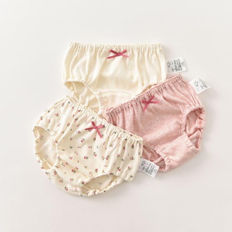 Chiloți pentru fete, 100% bumbac tricotat, respirabili și absorbante ale transpirației, pachet de trei, pentru copii 3–8 ani