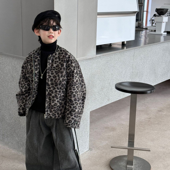 Koreai stílusú gyerek nadrág 95% gyapjúból, puha kezelt anyag, középmagas derék elasztikus övvel, téli 2025