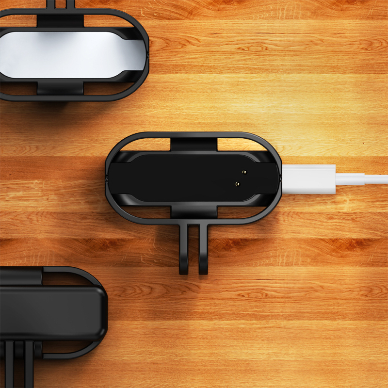 Magnetický nabíjací rám s ochranným krytom pre Insta360 GO3/GO3S, podpora horizontálneho aj vertikálneho snímania, PC plast; balenie obsahuje adaptér box
