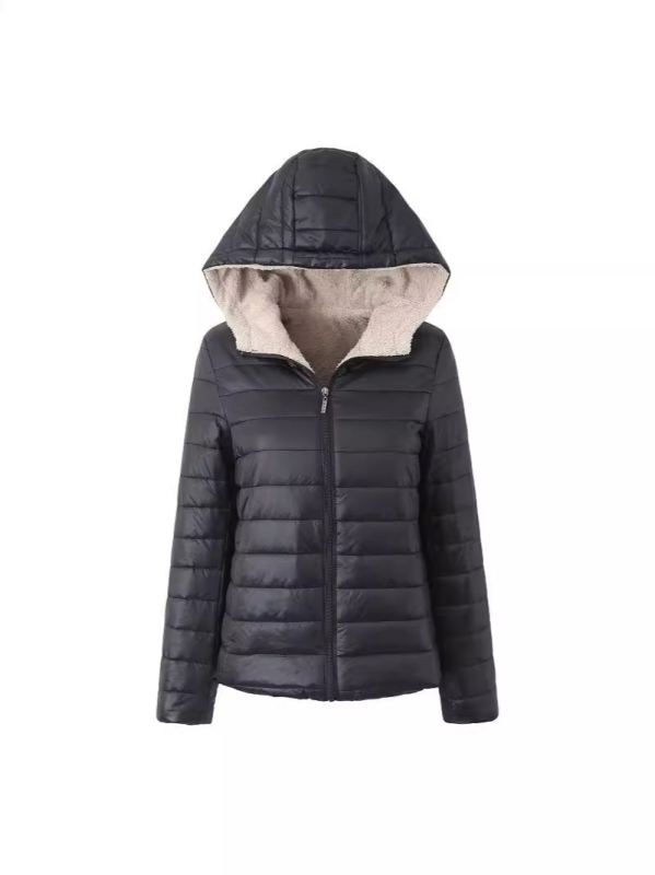 Geacă de damă cu glugă, groasă, umplutură din bumbac imitat mătase, țesătură poliester, lungime 50–65 cm, mâneci lungi