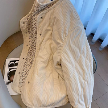 Ženska corduroy jakna s cvjetnim quilt uzorkom, polo ovratnik, duge rukave, srednja duljina