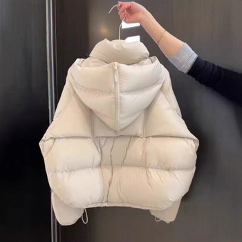 Ženska pamučna jakna s kapuljom i patentnim zatvaračem, duljina 50–65 cm, proljeće 2025, casual stil