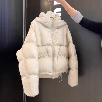 Ženska pamučna jakna s kapuljom i patentnim zatvaračem, duljina 50–65 cm, proljeće 2025, casual stil