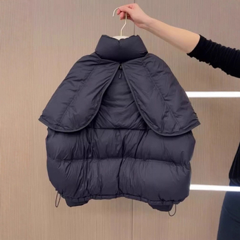 Ženska pamučna jakna s kapuljom i patentnim zatvaračem, duljina 50–65 cm, proljeće 2025, casual stil