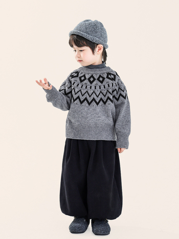 Gyermekeknek készült pulóver diamantszövet mintával, kerek nyakú, koreai stílus, akril-nylon-poliészter keverék anyag (49% akril, 21% nylon, 30% poliészter), hosszú ujjú, 3–8 éveseknek, téli szezon