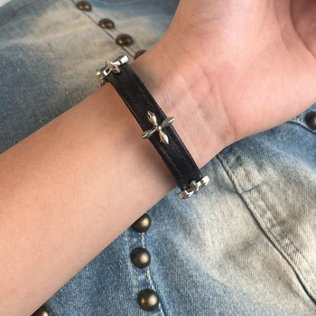 Kézre szóló ékszer – Női keresztvirág motívumú ötvözet karkötő, elektroplakolt felület, Shengxin ékszerek, 2024 nyár, Személyes trend