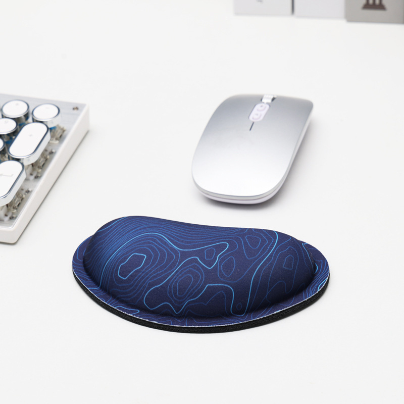 Dvostruki set podloge za zglob i tipkovnicu, mekana pjena, gaming stil, dimenzije 135x80x25 mm i 420x70x20 mm