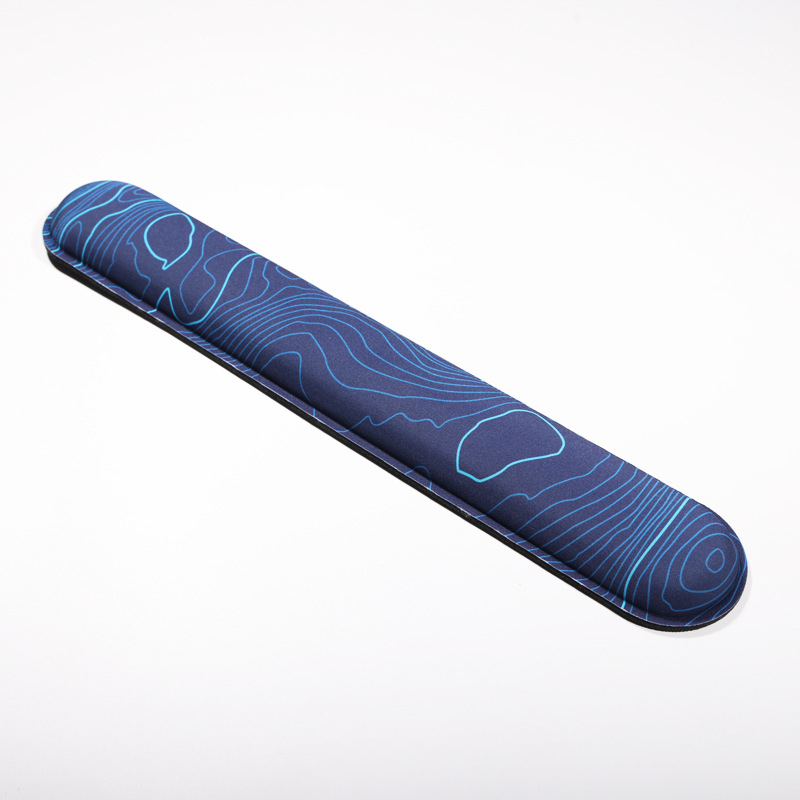 Dvostruki set podloge za zglob i tipkovnicu, mekana pjena, gaming stil, dimenzije 135x80x25 mm i 420x70x20 mm