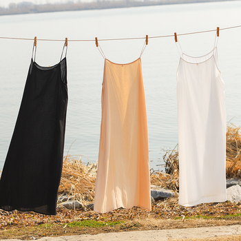 Rochie lungă din viscoză cu bretele fixe, stil retro literar-artist, pentru femei adulte, vară 2024, compoziție viscoză 95%+